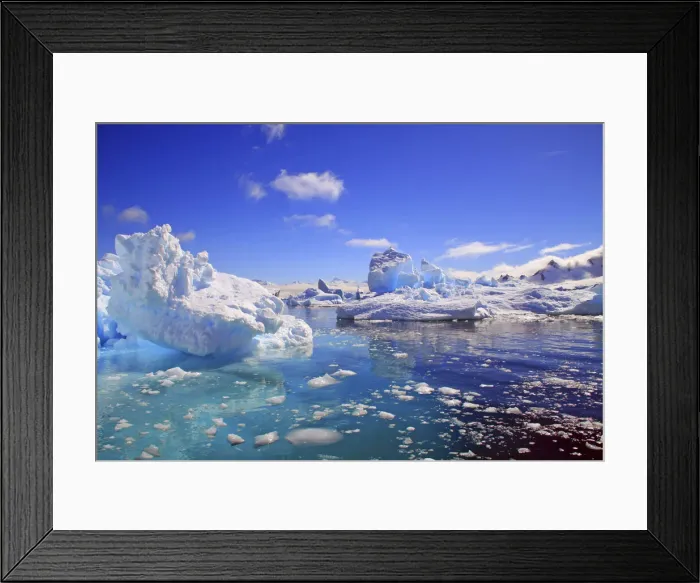 Framed Print : DDE-90023787