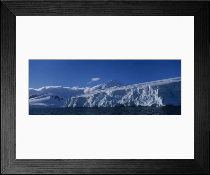 Framed Print : DDE-90023823 Framed Print : DDE-90023823