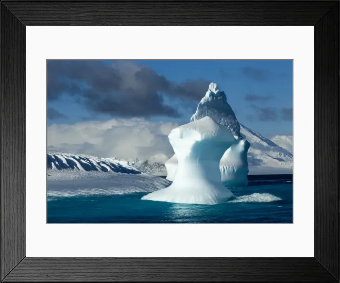 Framed Print : DDE-90023930 Framed Print : DDE-90023930