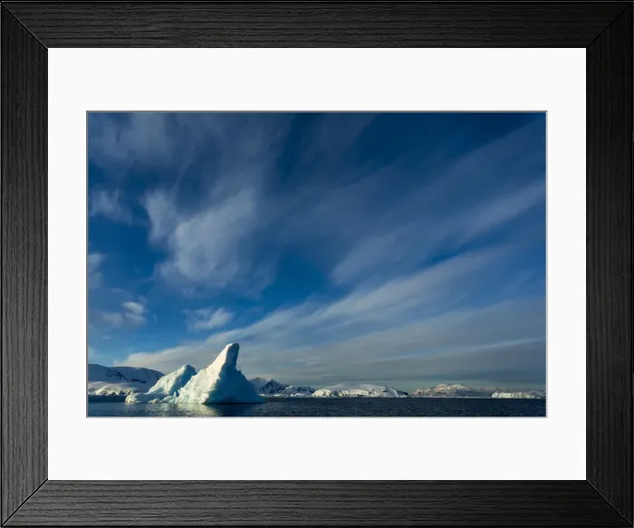 Framed Print : DDE-90023938 Framed Print : DDE-90023938