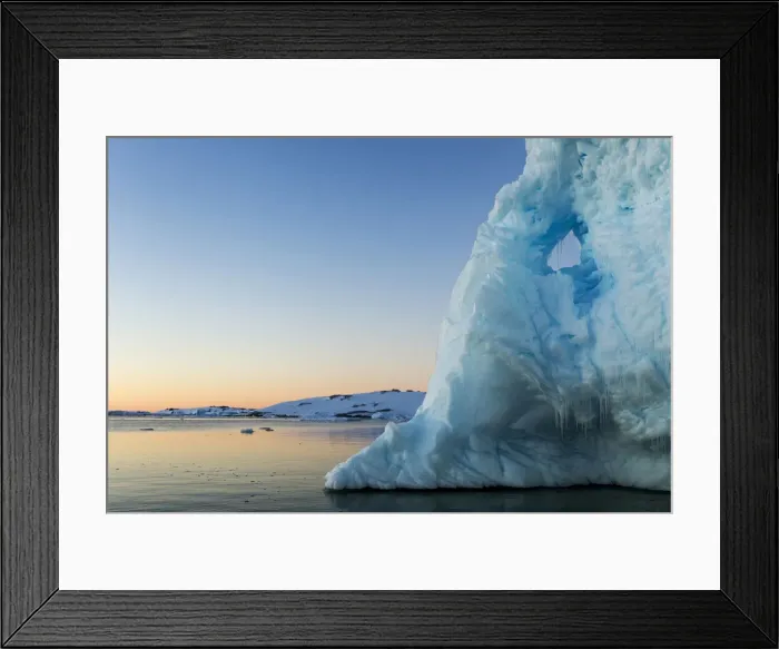 Framed Print : DDE-90023980 Framed Print : DDE-90023980