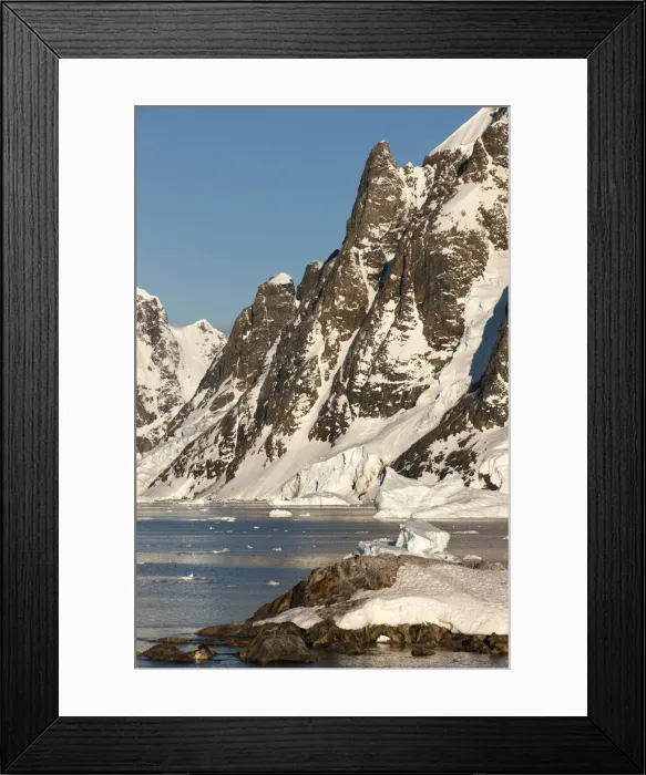 Framed Print : DDE-90023986 Framed Print : DDE-90023986