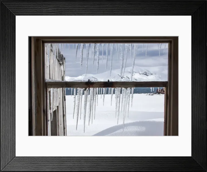 Framed Print : DDE-90024027 Framed Print : DDE-90024027