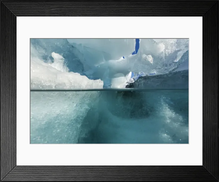 Framed Print : DDE-90024044 Framed Print : DDE-90024044