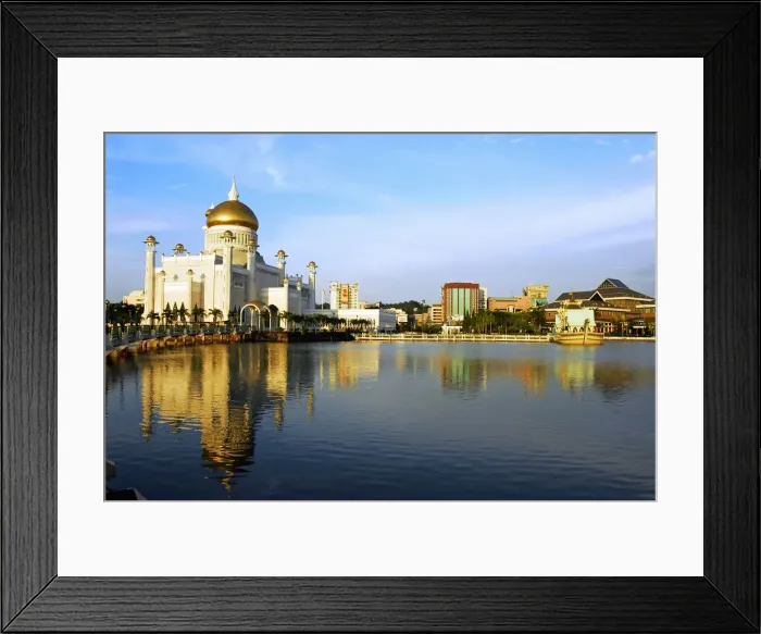 Framed Print : DDE-90024065 Framed Print : DDE-90024065