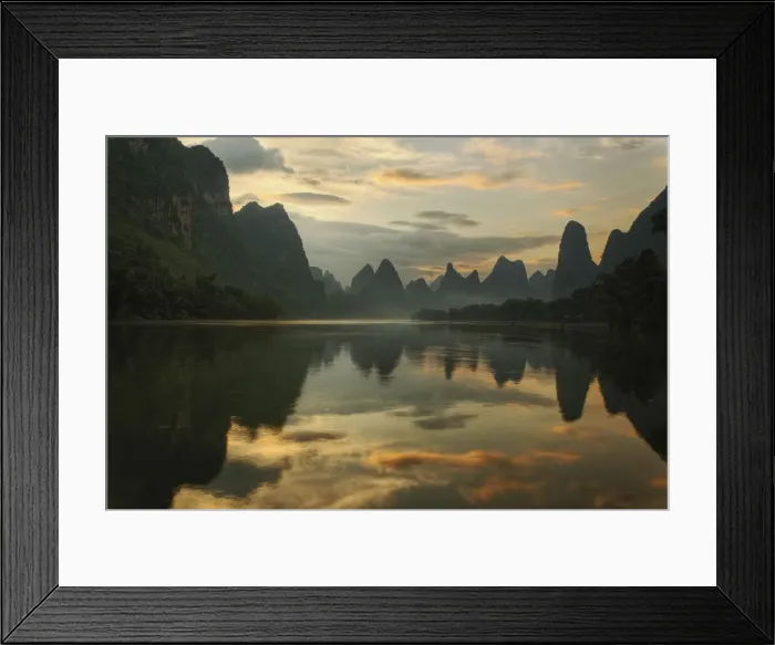 Framed Print : DDE-90024117 Framed Print : DDE-90024117