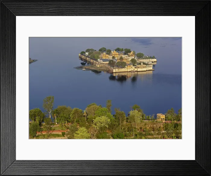 Framed Print : DDE-90024285 Framed Print : DDE-90024285