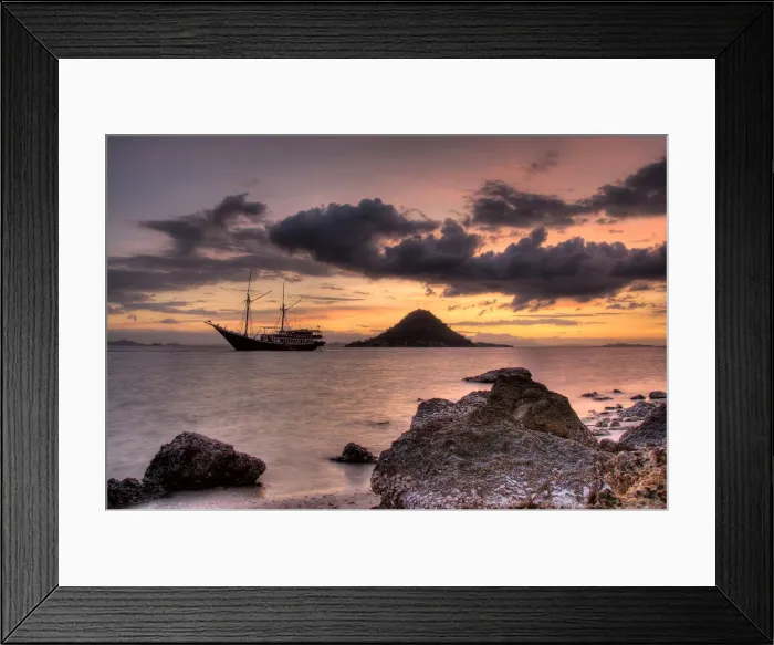 Framed Print : DDE-90024652 Framed Print : DDE-90024652