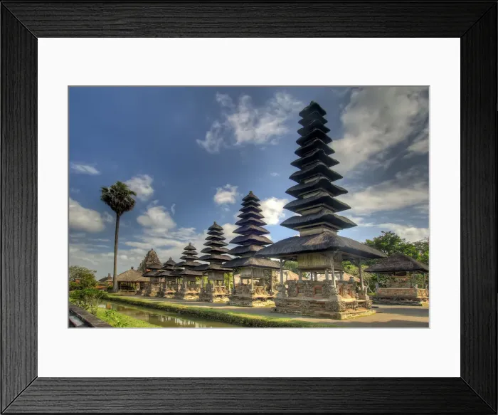 Framed Print : DDE-90024890 Framed Print : DDE-90024890