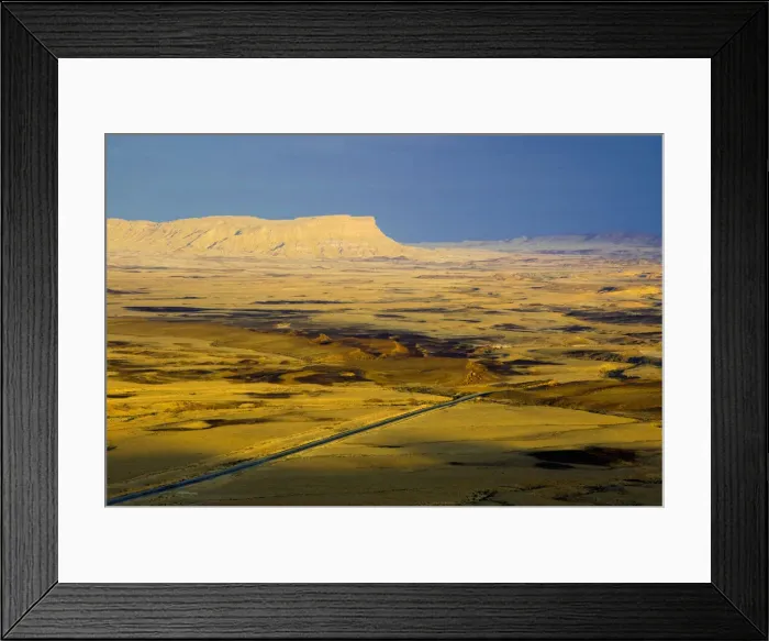 Framed Print : DDE-90025029 Framed Print : DDE-90025029