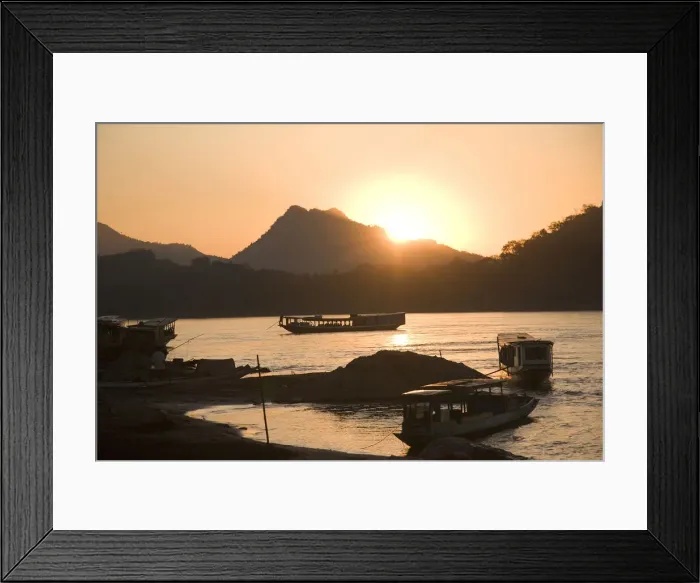 Framed Print : DDE-90025175 Framed Print : DDE-90025175