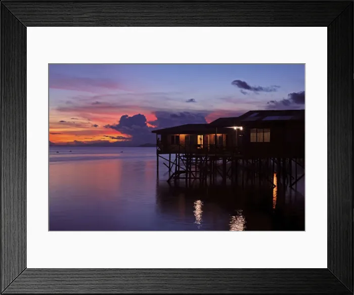 Framed Print : DDE-90025186 Framed Print : DDE-90025186