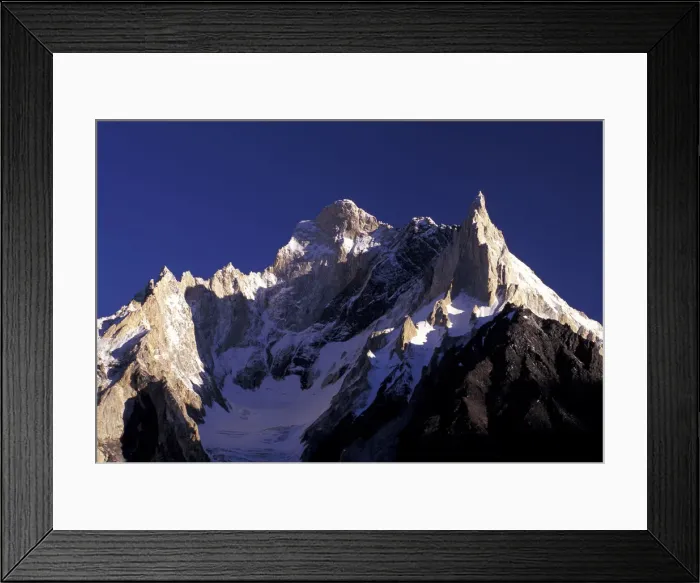 Framed Print : DDE-90025439 Framed Print : DDE-90025439