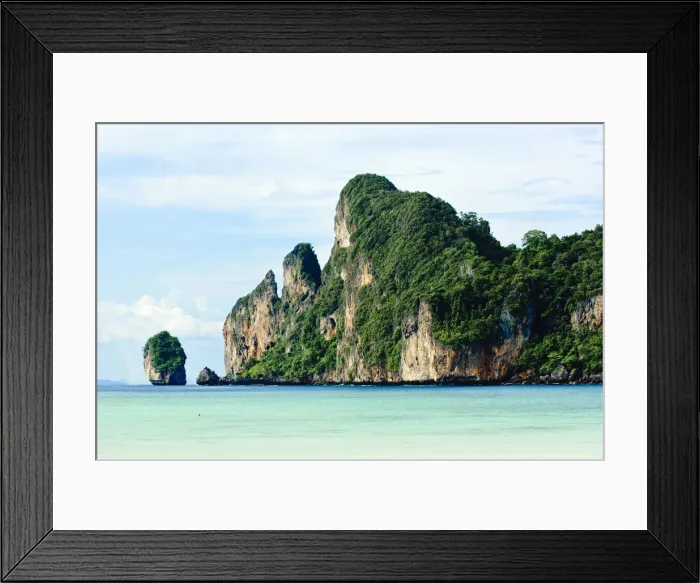Framed Print : DDE-90025536 Framed Print : DDE-90025536