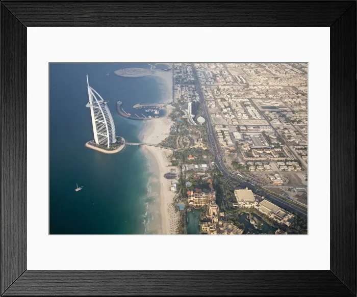 Framed Print : DDE-90025774 Framed Print : DDE-90025774