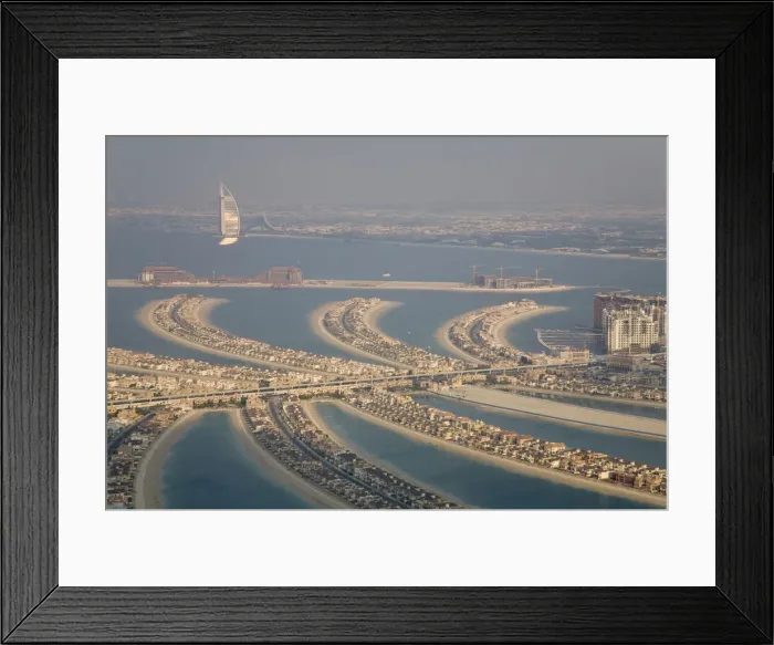 Framed Print : DDE-90025776 Framed Print : DDE-90025776