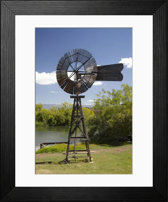 Framed Print : DDE-90025948 Framed Print : DDE-90025948