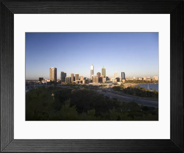 Framed Print : DDE-90026132 Framed Print : DDE-90026132