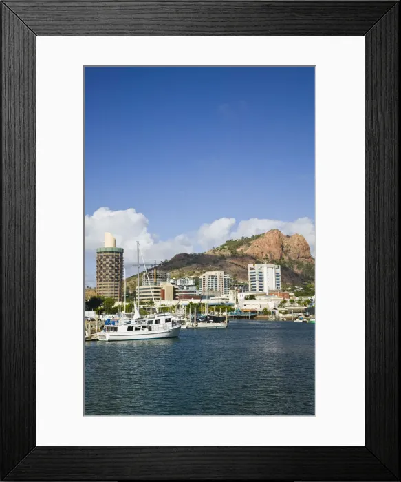 Framed Print : DDE-90026280