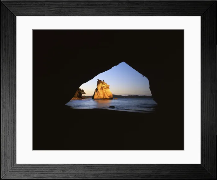 Framed Print : DDE-90026337 Framed Print : DDE-90026337