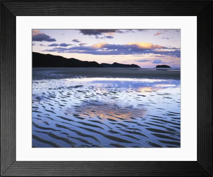 Framed Print : DDE-90026339 Framed Print : DDE-90026339