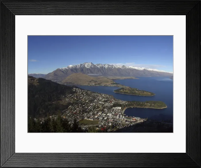 Framed Print : DDE-90026350 Framed Print : DDE-90026350
