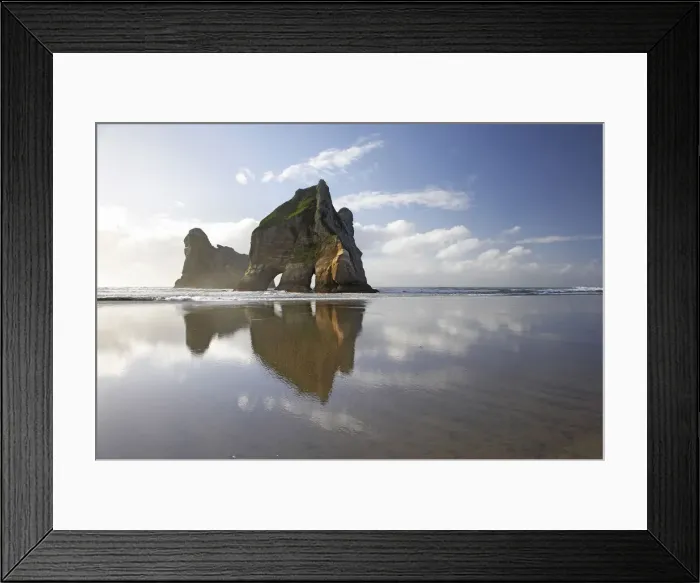 Framed Print : DDE-90026405 Framed Print : DDE-90026405