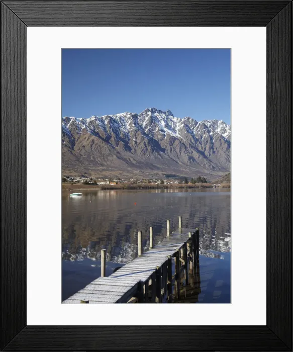 Framed Print : DDE-90026456 Framed Print : DDE-90026456