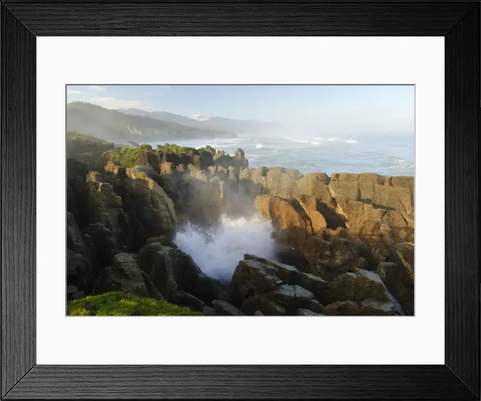 Framed Print : DDE-90026652 Framed Print : DDE-90026652