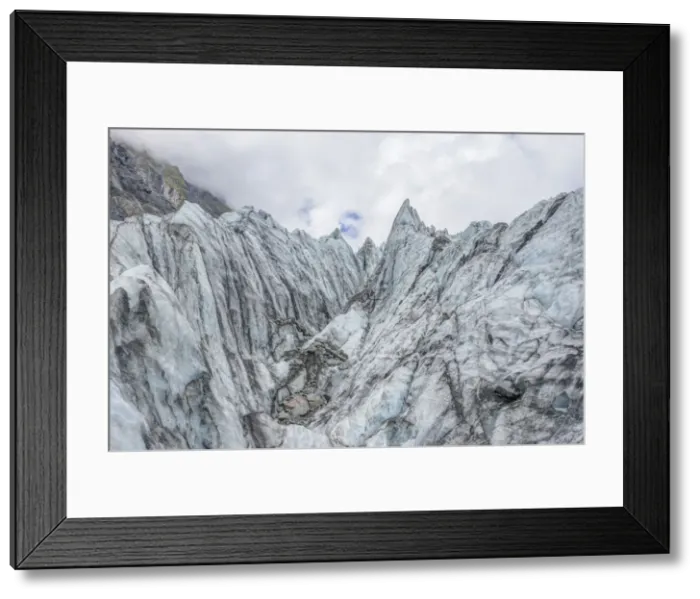 Framed Print : DDE-90026891 Framed Print : DDE-90026891