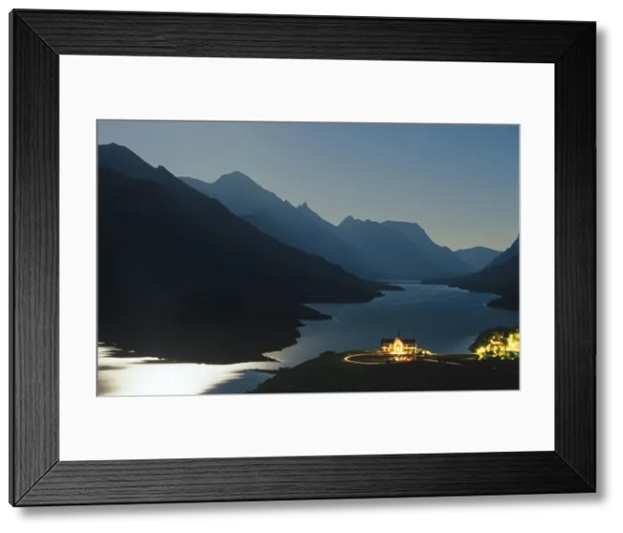 Framed Print : DDE-90027620 Framed Print : DDE-90027620
