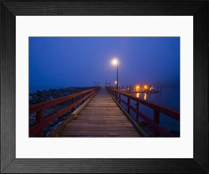 Framed Print : DDE-90027974