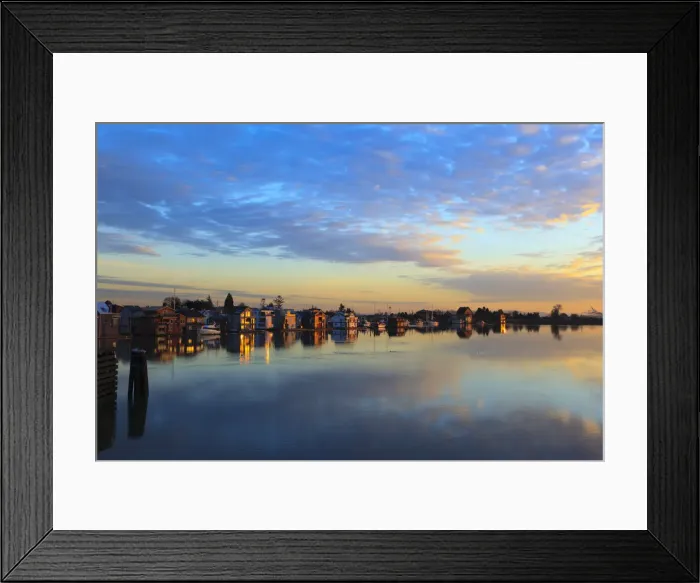 Framed Print : DDE-90027979 Framed Print : DDE-90027979