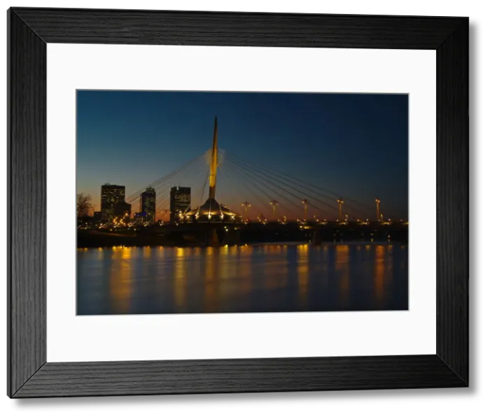 Framed Print : DDE-90028158 Framed Print : DDE-90028158