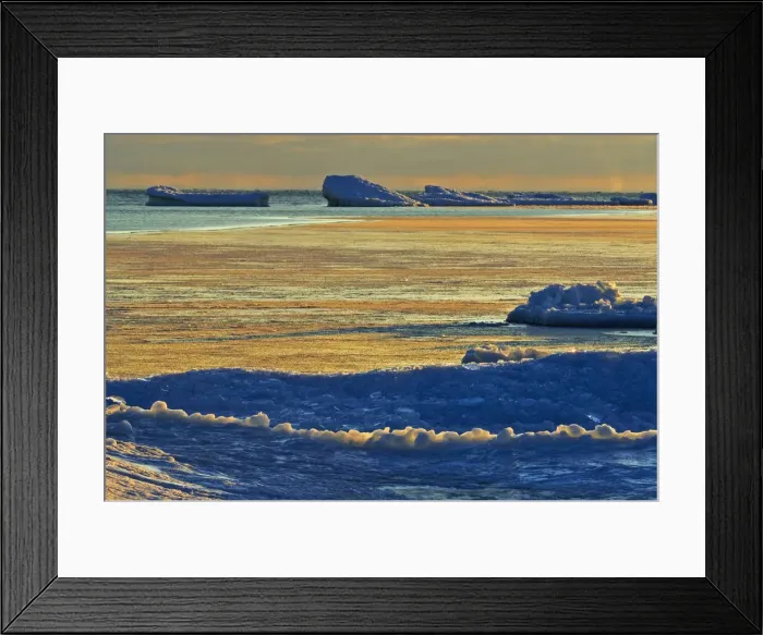 Framed Print : DDE-90028442 Framed Print : DDE-90028442