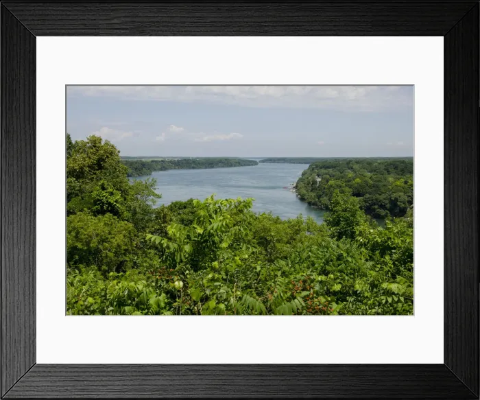 Framed Print : DDE-90028477 Framed Print : DDE-90028477