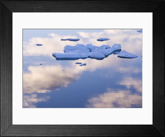 Framed Print : DDE-90028638 Framed Print : DDE-90028638