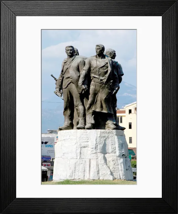Framed Print : DDE-90028665 Framed Print : DDE-90028665