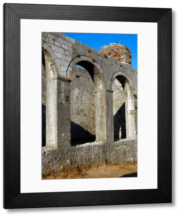 Framed Print : DDE-90028672 Framed Print : DDE-90028672