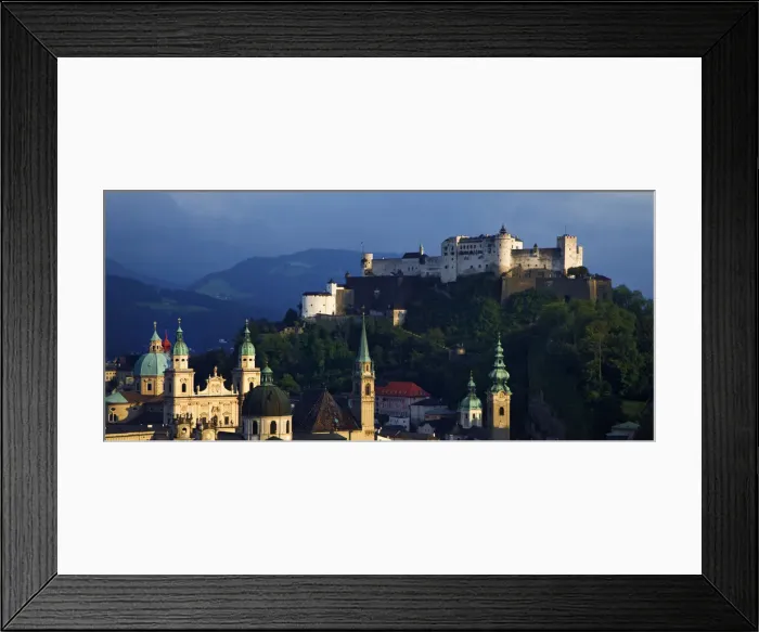 Framed Print : DDE-90028692 Framed Print : DDE-90028692