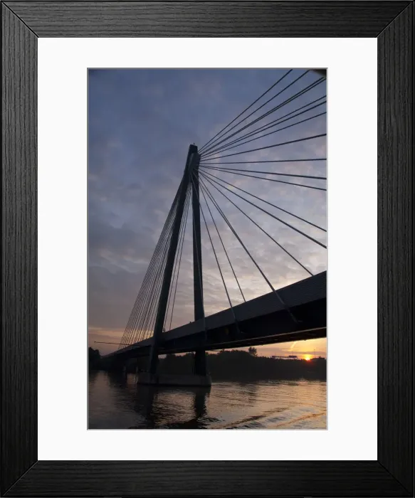 Framed Print : DDE-90028701 Framed Print : DDE-90028701