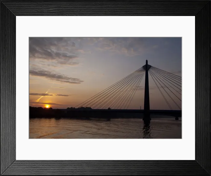 Framed Print : DDE-90028702 Framed Print : DDE-90028702