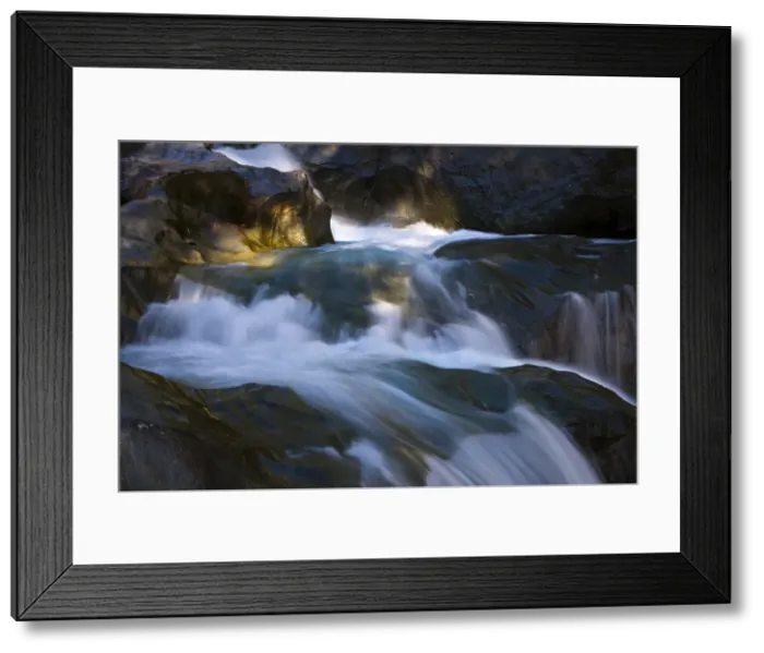 Framed Print : DDE-90028840 Framed Print : DDE-90028840
