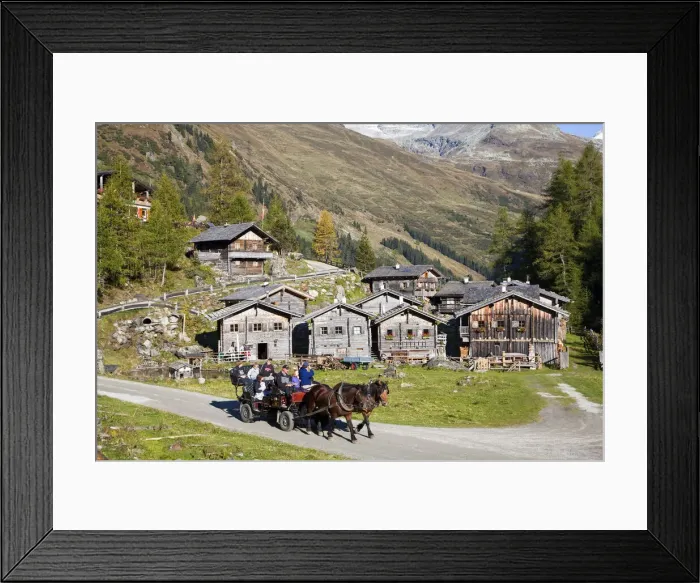 Framed Print : DDE-90028851 Framed Print : DDE-90028851