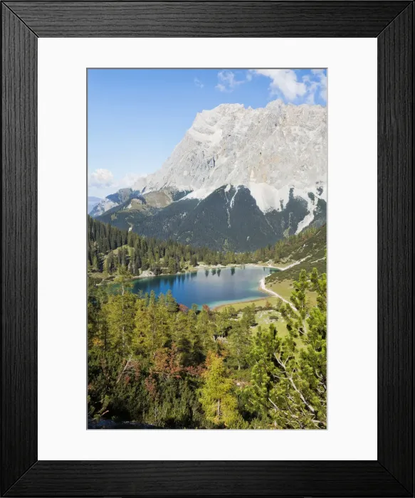 Framed Print : DDE-90028902 Framed Print : DDE-90028902