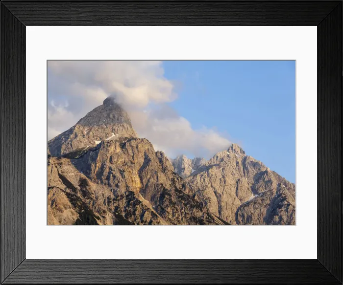 Framed Print : DDE-90028946 Framed Print : DDE-90028946