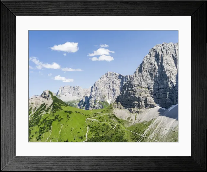 Framed Print : DDE-90028975 Framed Print : DDE-90028975