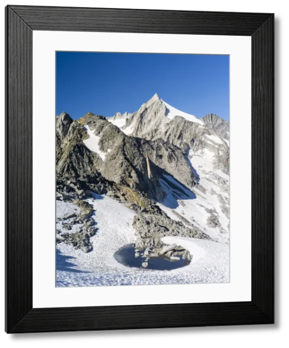 Framed Print : DDE-90028998 Framed Print : DDE-90028998