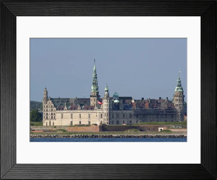 Framed Print : DDE-90029118 Framed Print : DDE-90029118