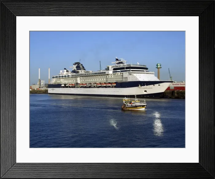 Framed Print : DDE-90029171 Framed Print : DDE-90029171